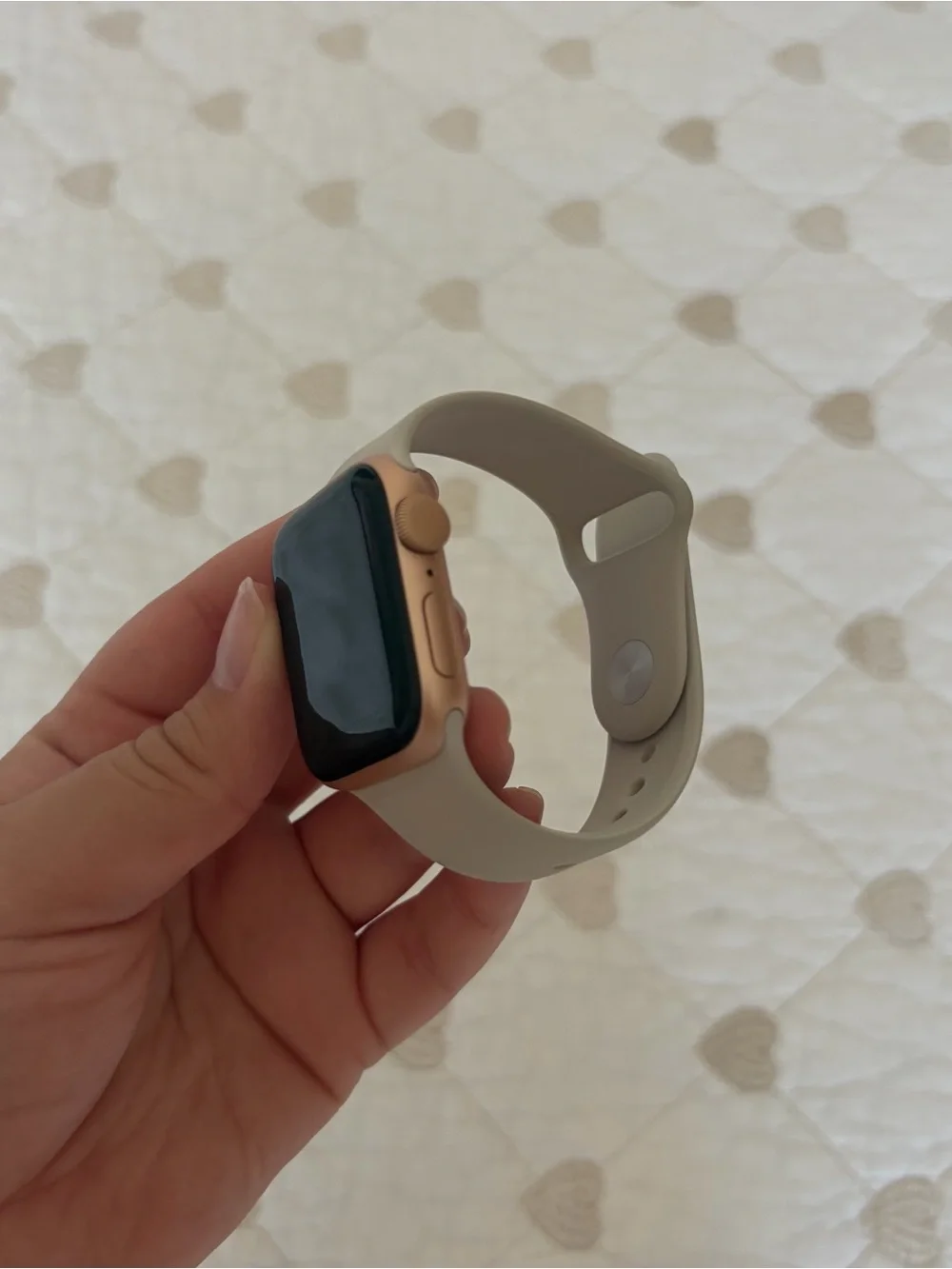 Apple Rose Gold Smartwatch